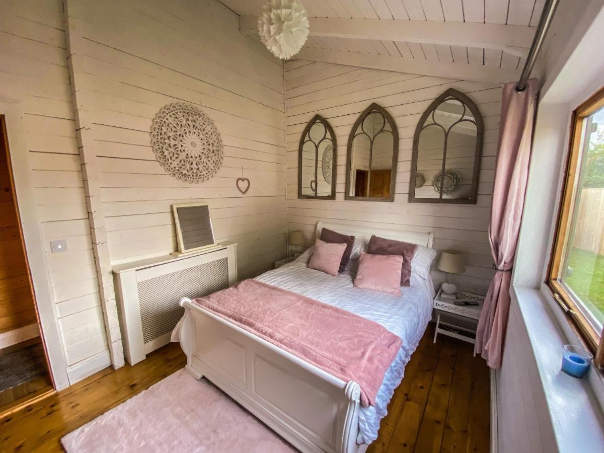 Beautiful 3-Bed Luxury Private Lodge In York Bagian luar foto